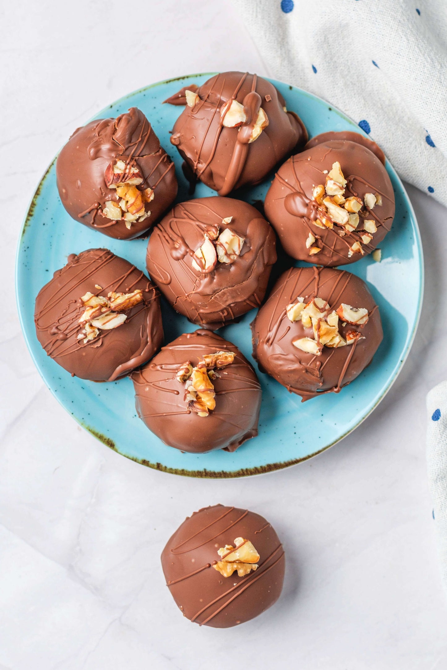 Peanut Butter Balls Filled with Nutella — PLR Recipe