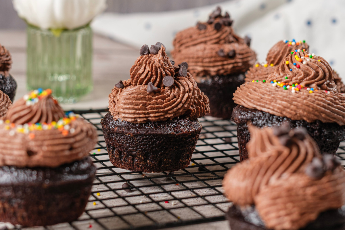 Moist Chocolate Cupcakes with Ganache — PLR Recipe Content Pack for Food Bloggers